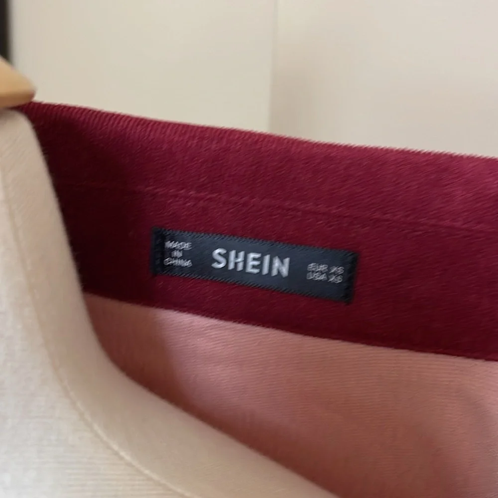 SHEIN XS multicolor cropped corduroy jacket - Picture 3 of 3